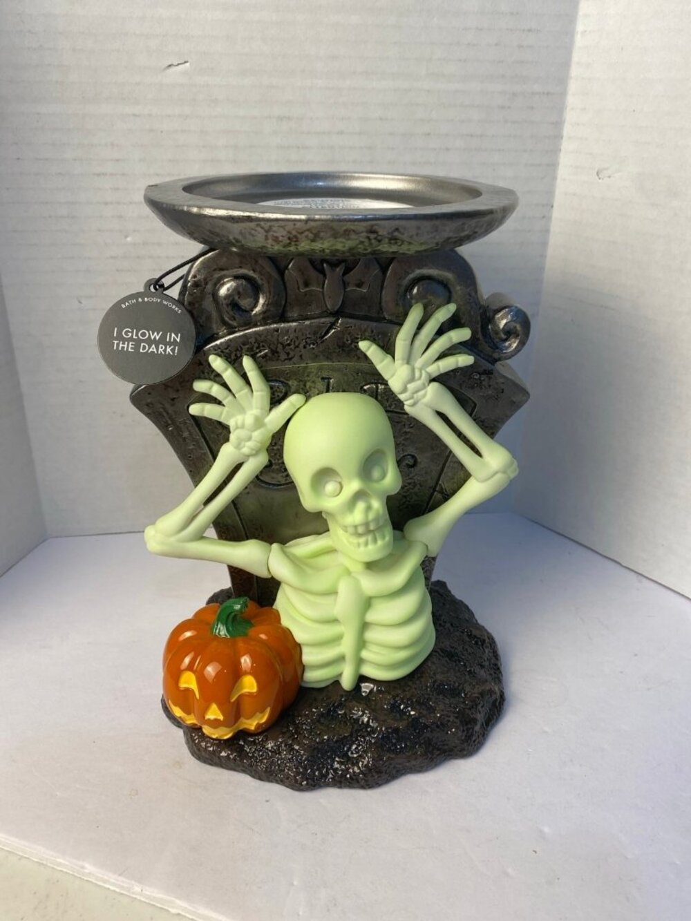 Halloween Glow in The Dark “Skeleton Boo!” 3 Wick Pedestal Candle Holder BBW NWT